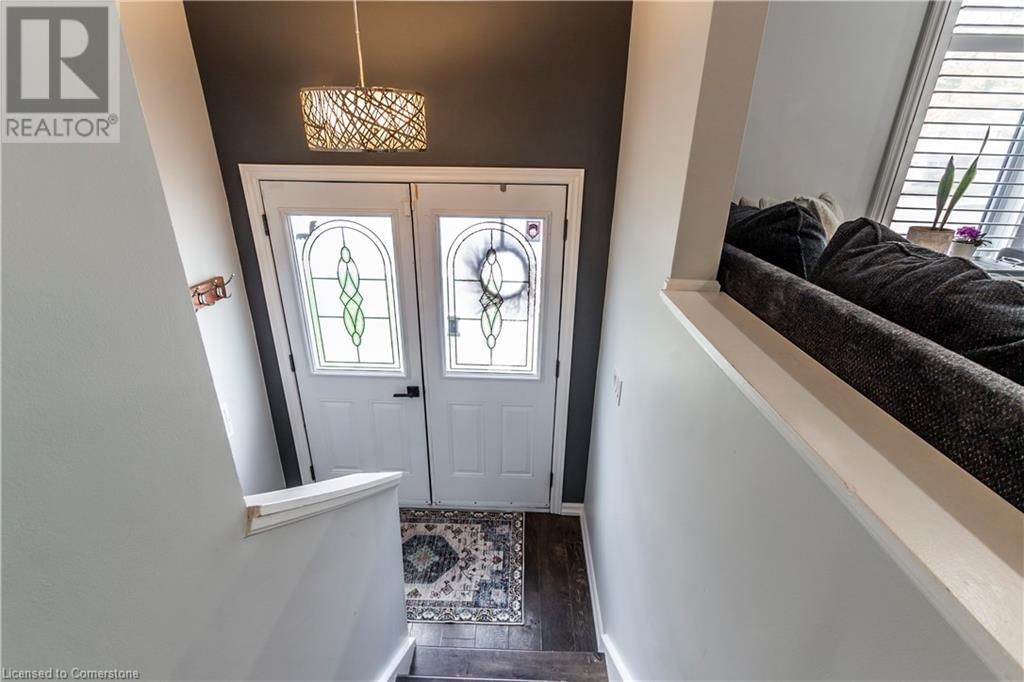 44 OAKHURST CRESCENT Image 5