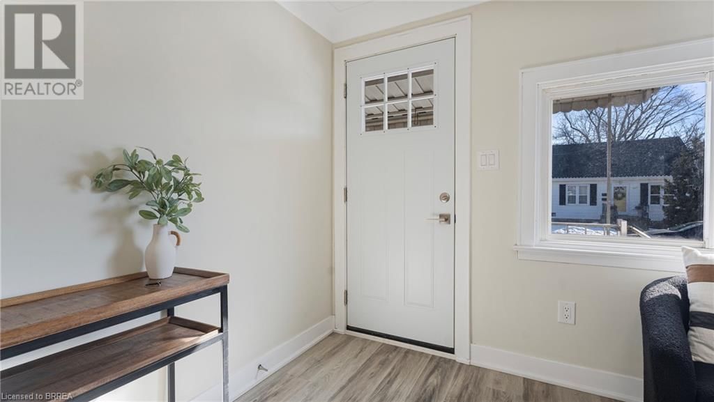 248 SYDENHAM STREET Image 10