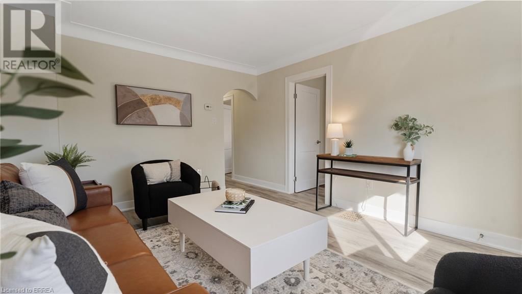 248 SYDENHAM STREET Image 11