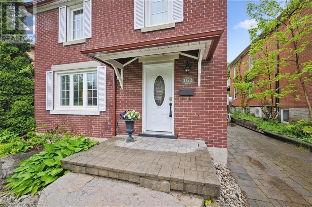 162 MOORE STREET SOUTH Image 5