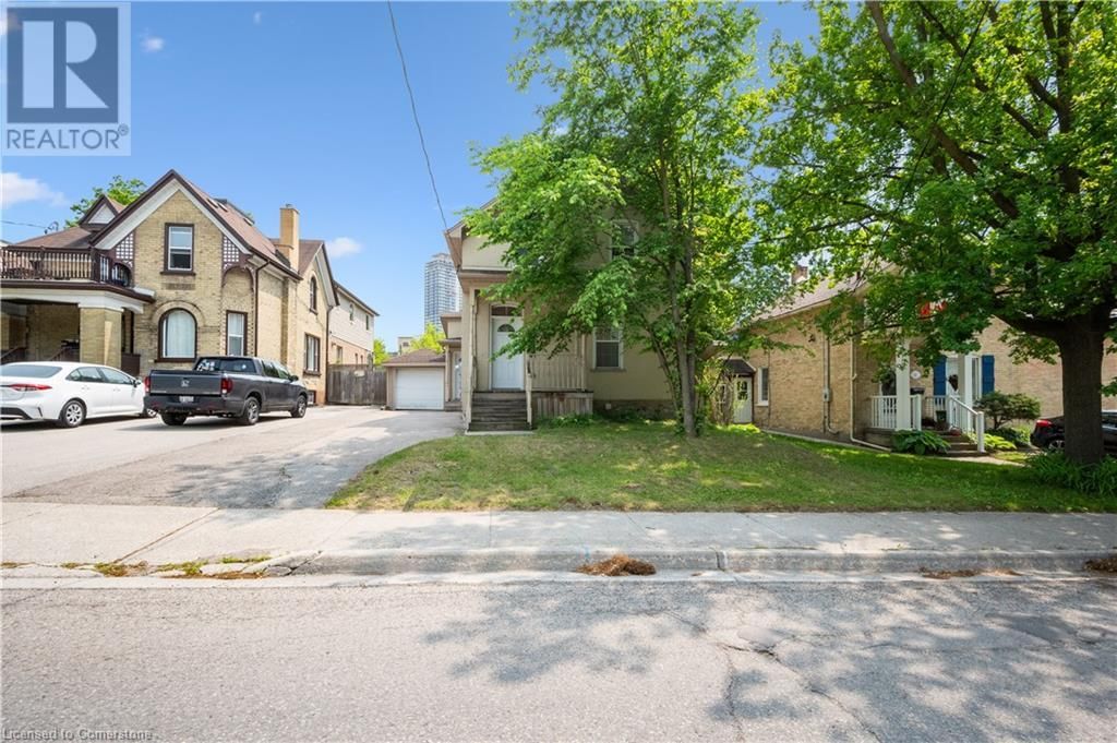 67 WELLINGTON STREET NORTH Image 2