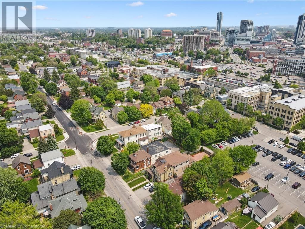 67 WELLINGTON STREET NORTH Image 33