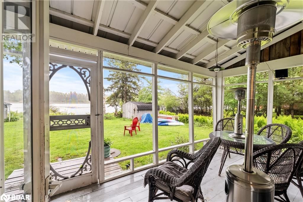 70 COWANS CRESCENT Image 37