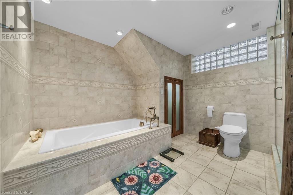 38 GRAND RIVER STREET SOUTH Image 34