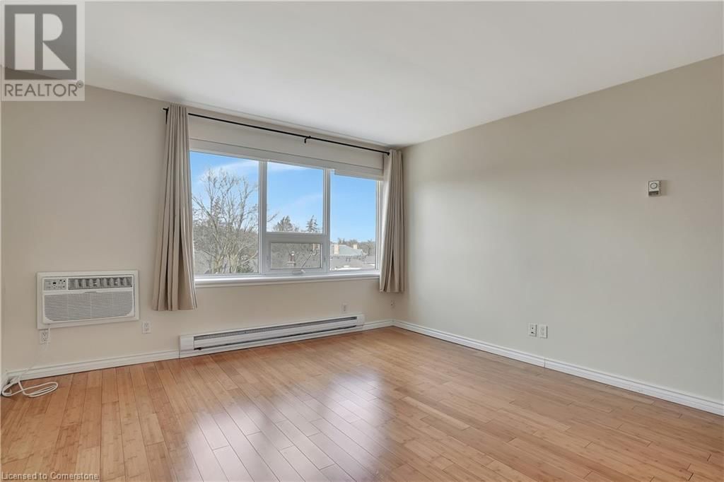 5N - 26 WENTWORTH AVENUE Image 23