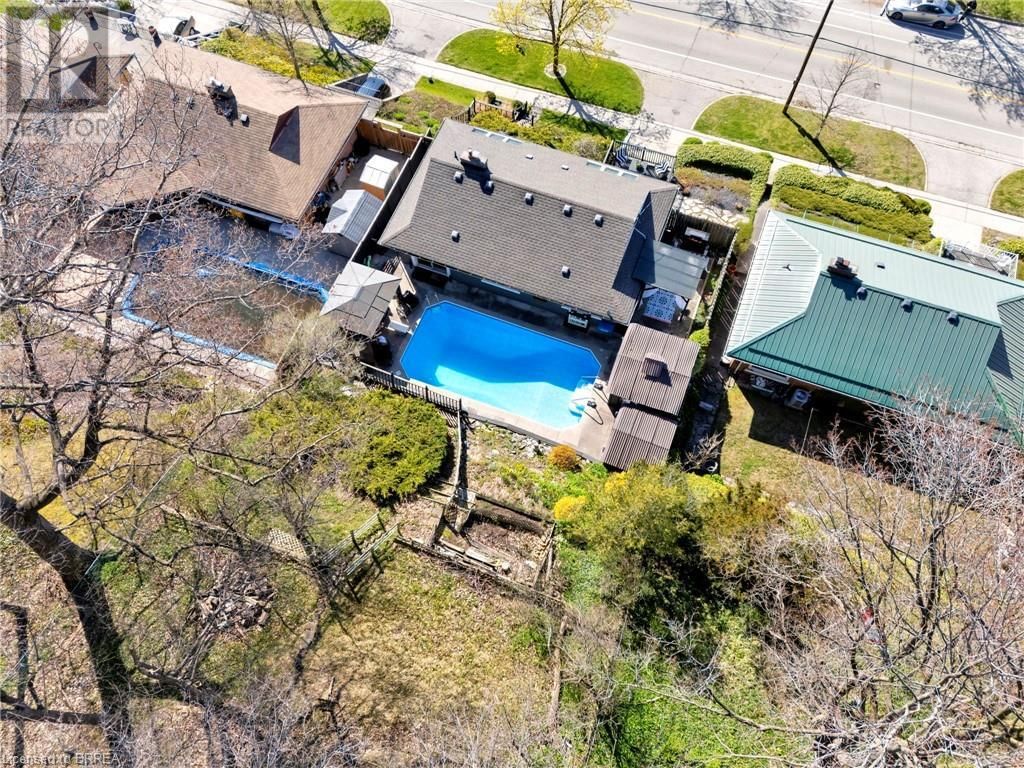 924 UNION STREET Image 42