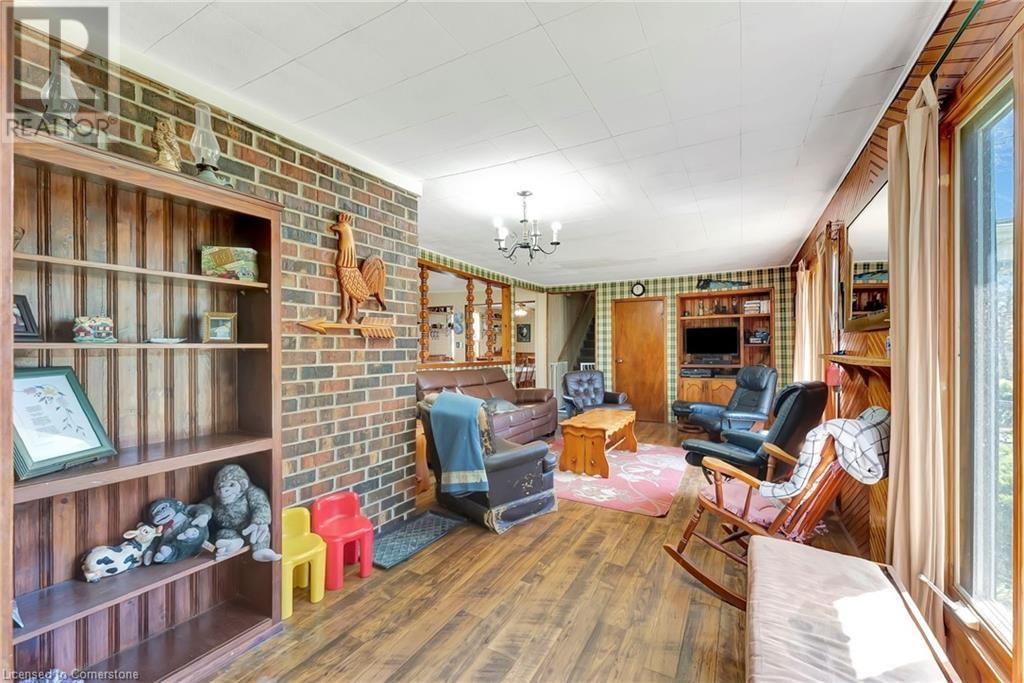 689 SHEFFIELD ROAD Image 9