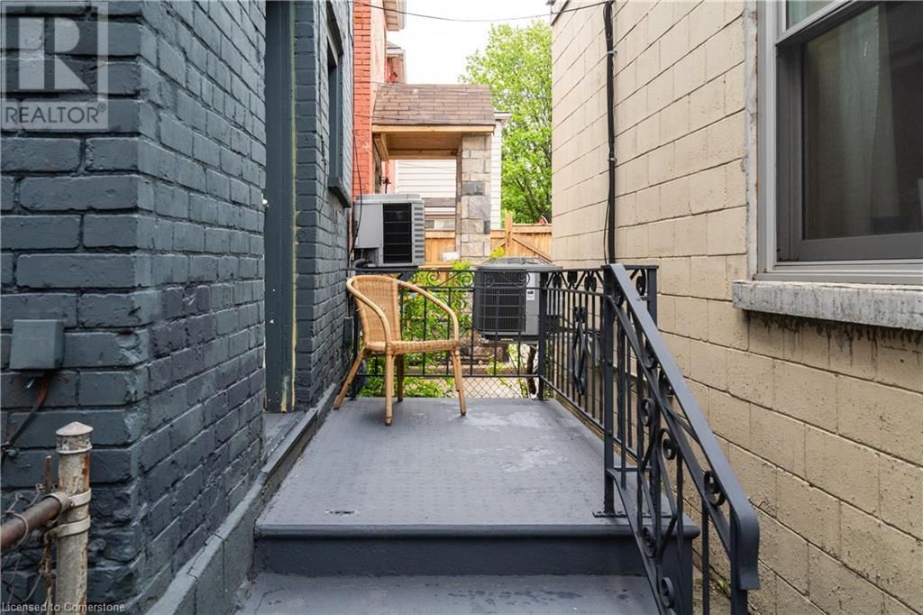 29 CASE STREET Image 31