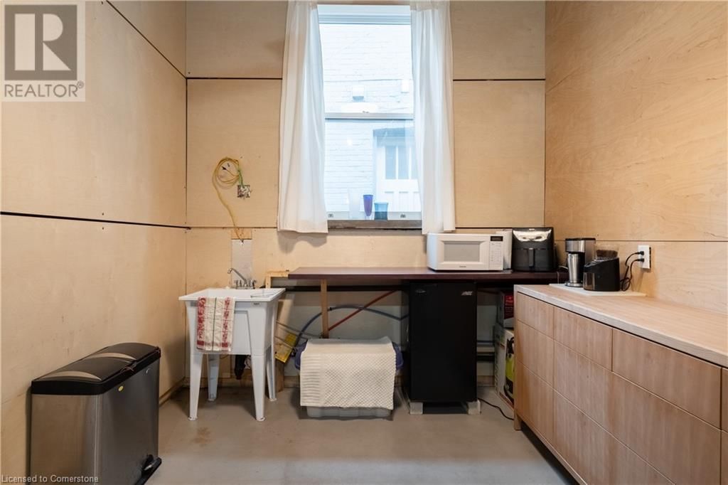 29 CASE STREET Image 38