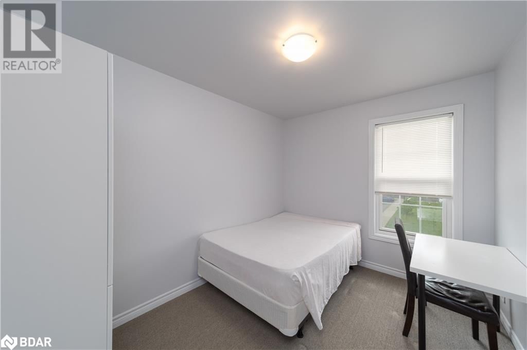 2 - 242 PENETANGUISHENE ROAD Image 15