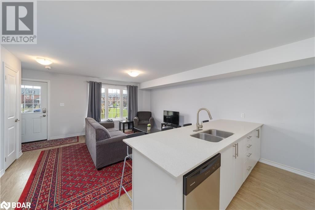 2 - 242 PENETANGUISHENE ROAD Image 6