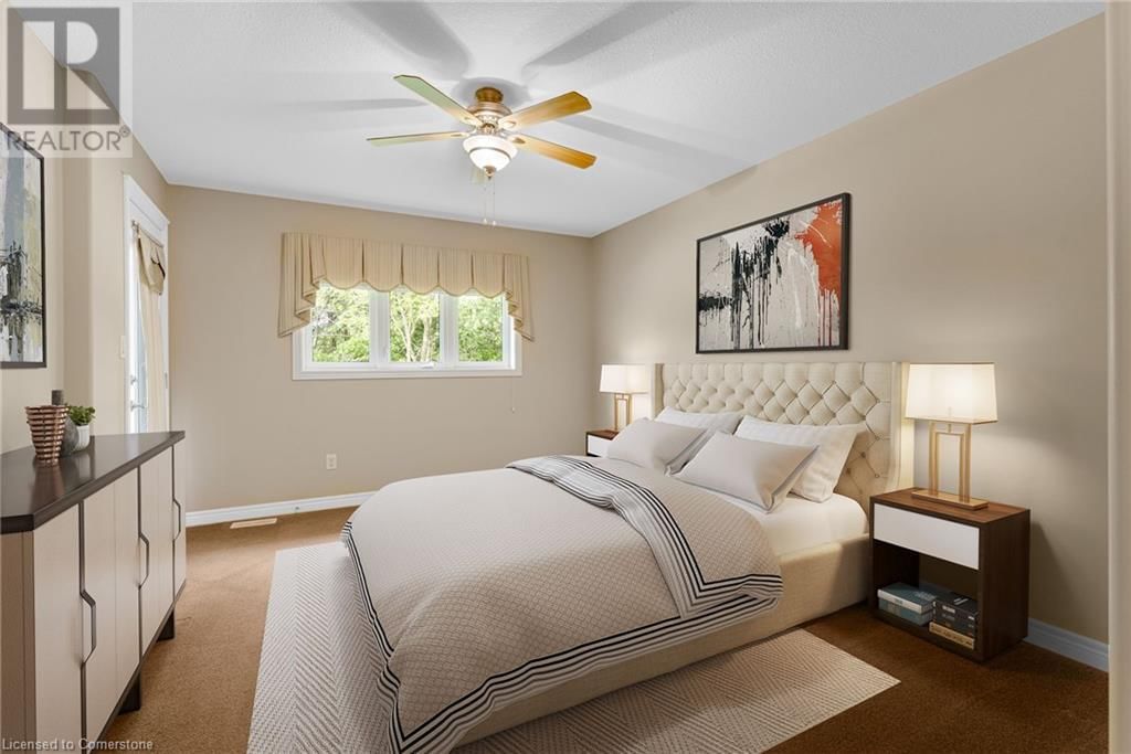 18 RIVERSIDE CIRCLE Image 21