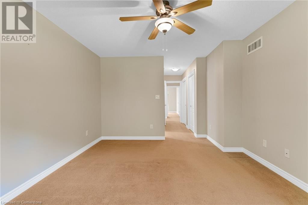 18 RIVERSIDE CIRCLE Image 22