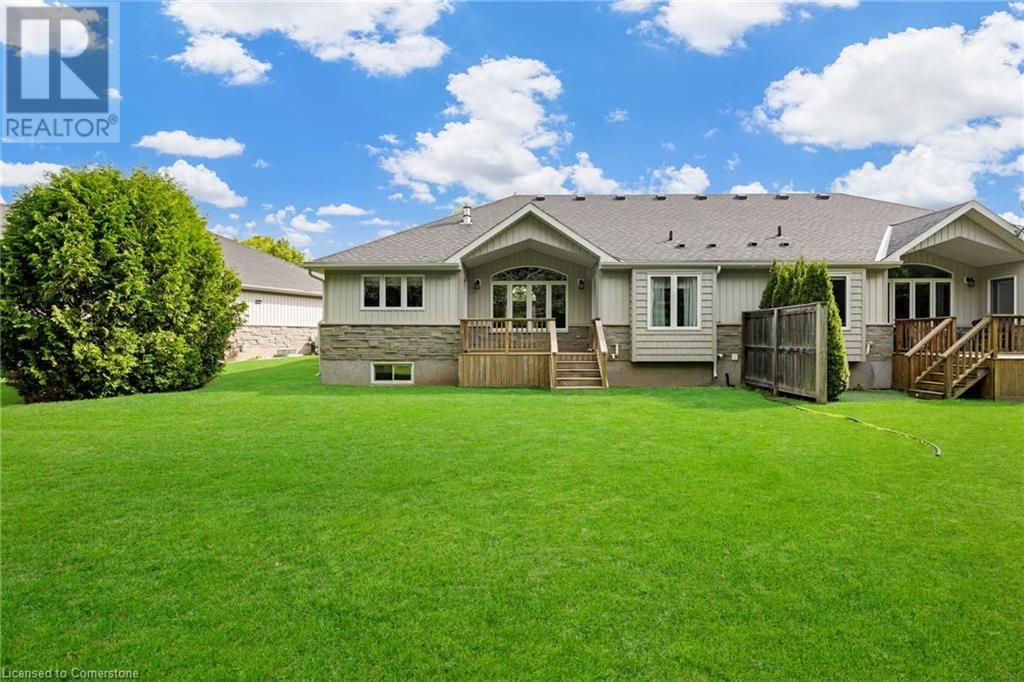 18 RIVERSIDE CIRCLE Image 36