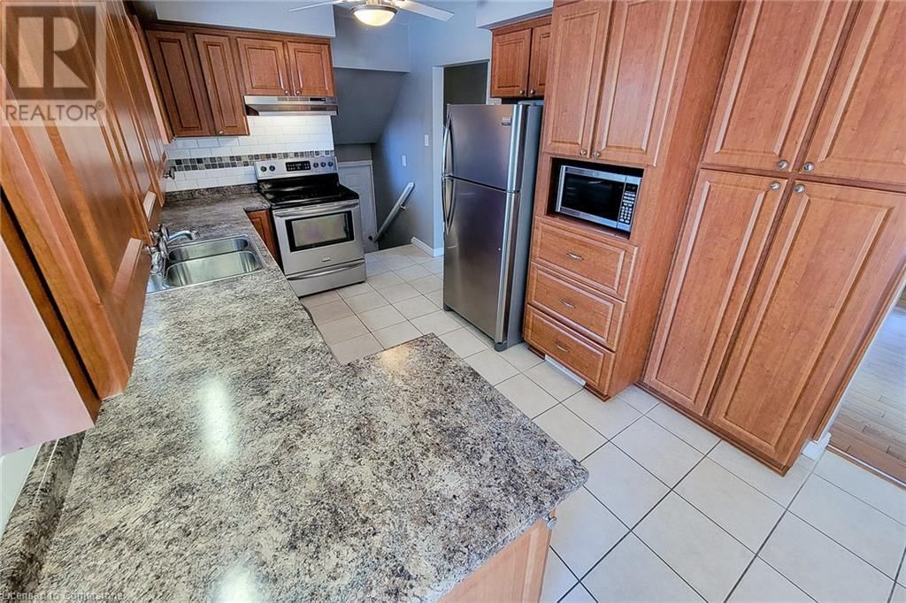 35 CLOKE COURT Image 19