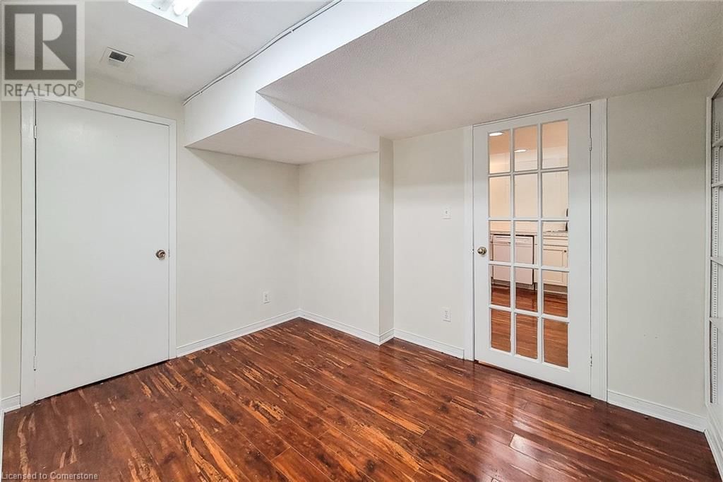 35 CLOKE COURT Image 26