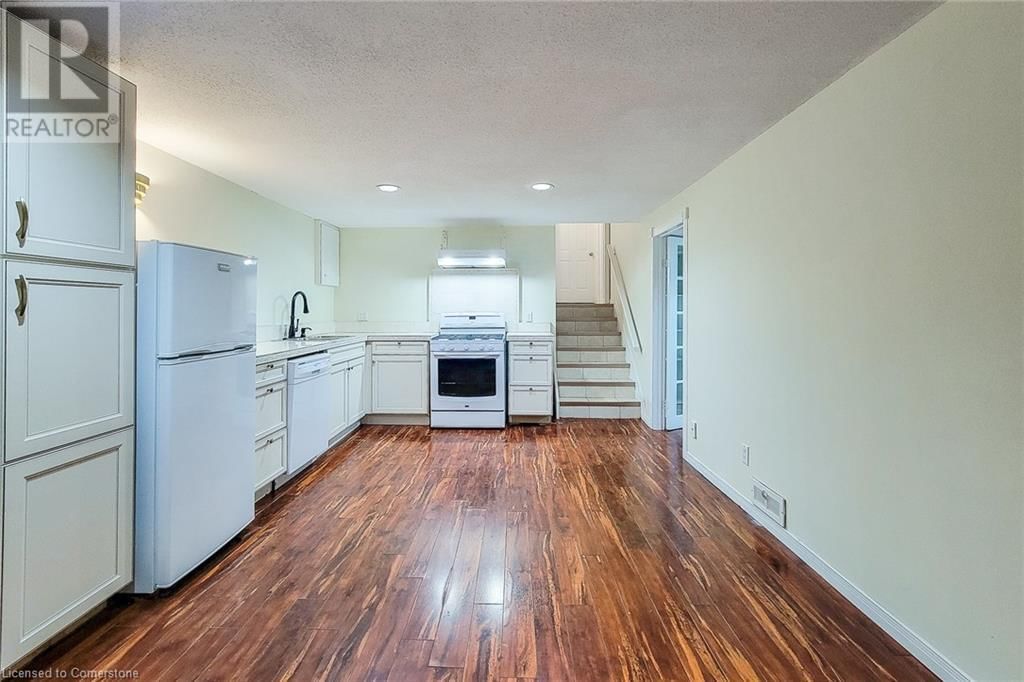 35 CLOKE COURT Image 29