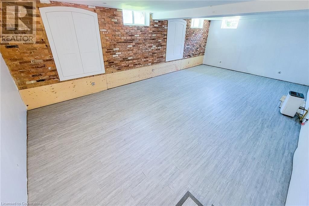 35 CLOKE COURT Image 31