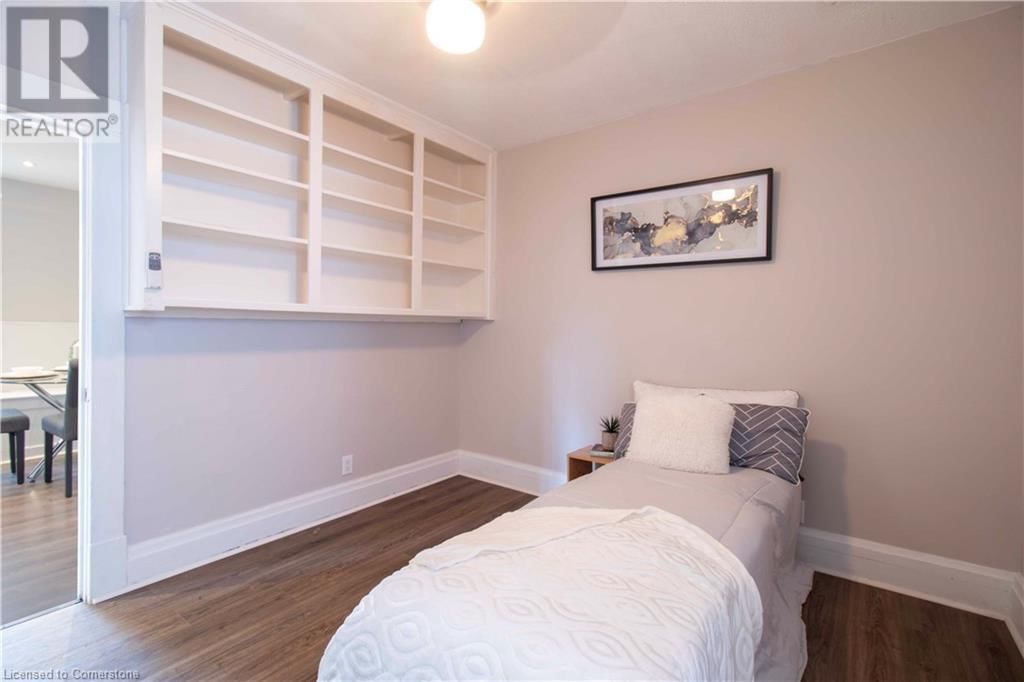 10 MANNING STREET Image 26