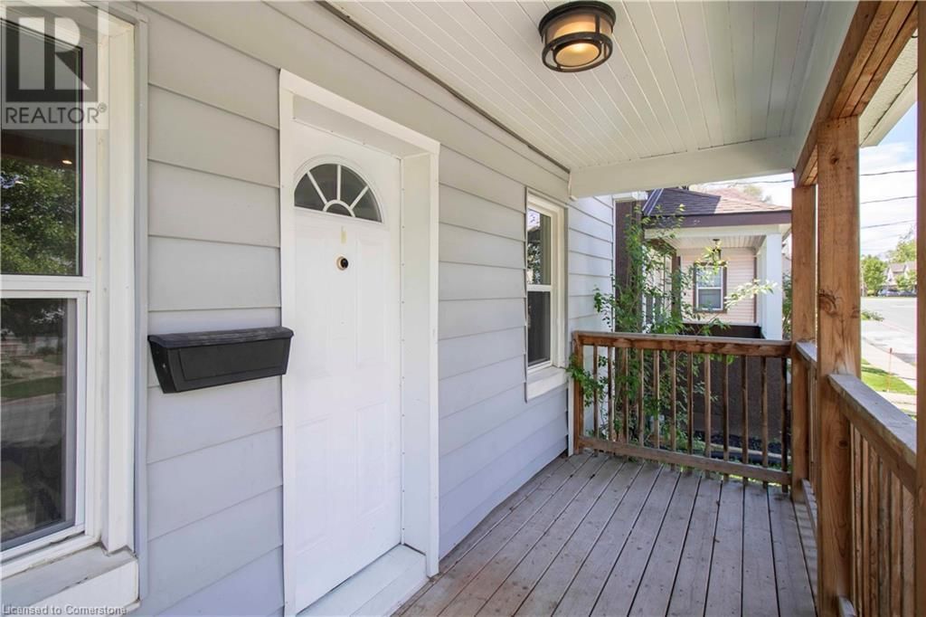 10 MANNING STREET Image 3