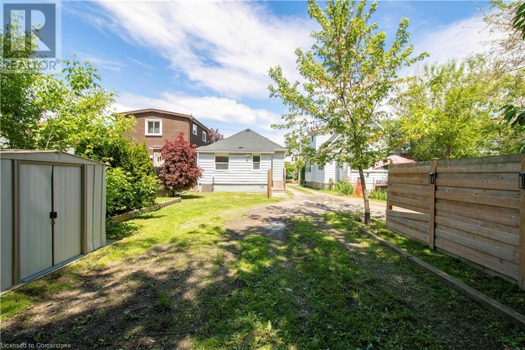 10 MANNING STREET Image 32