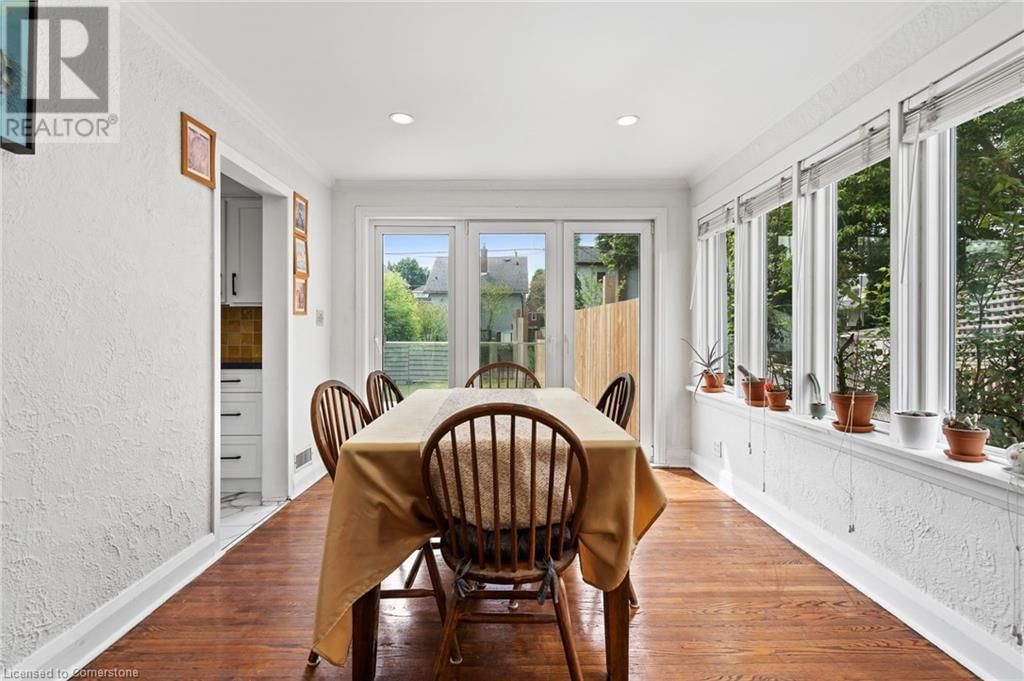 42 CHAPLIN AVENUE Image 11