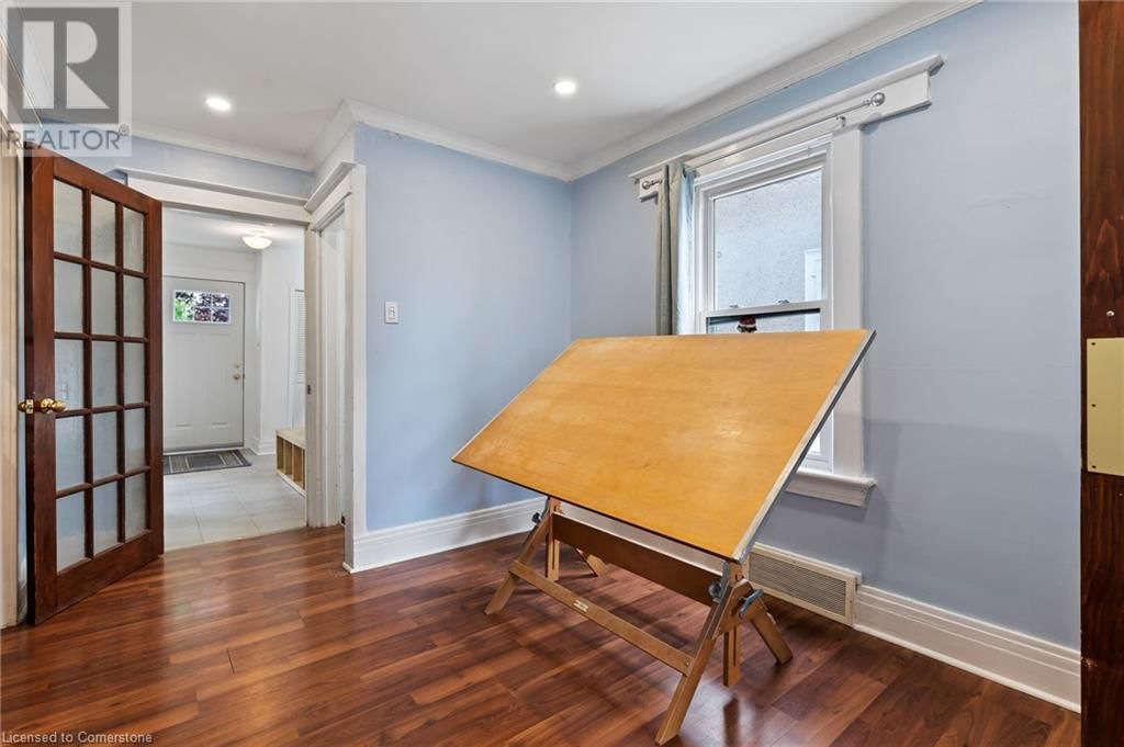 42 CHAPLIN AVENUE Image 17