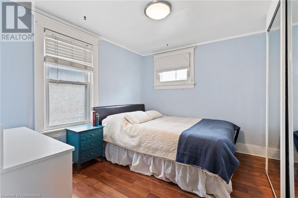 42 CHAPLIN AVENUE Image 22