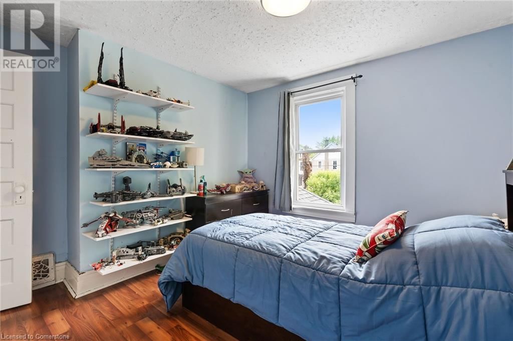 42 CHAPLIN AVENUE Image 24