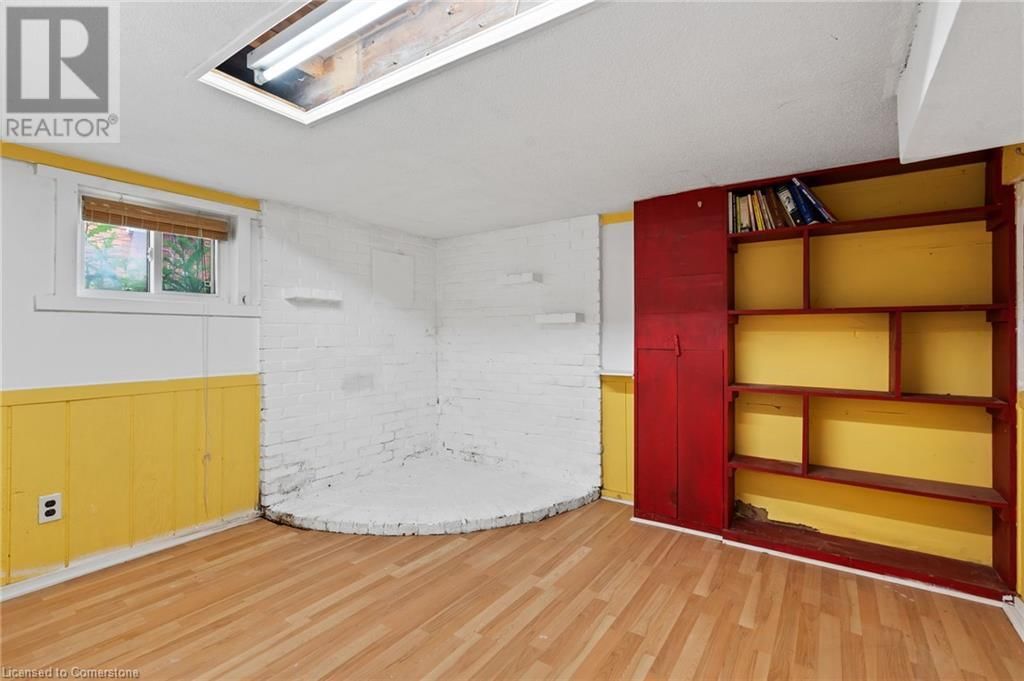 42 CHAPLIN AVENUE Image 29