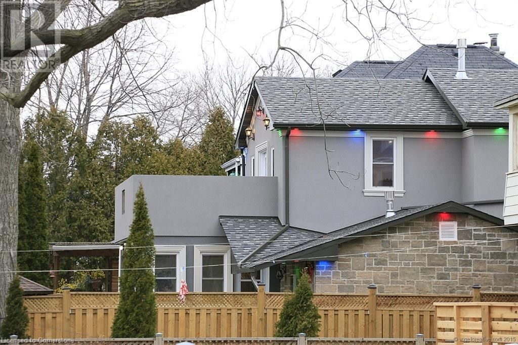 71 PAISLEY AVENUE NORTH Image 25
