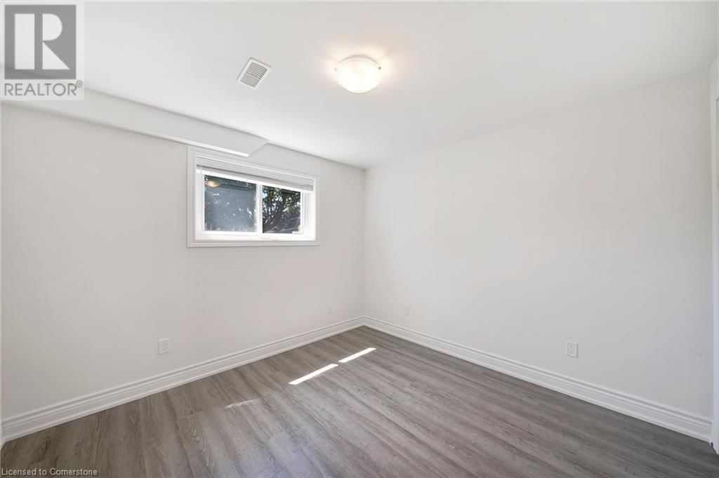 13 MEADOWBROOK CRESCENT Image 14