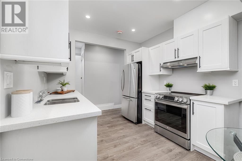 125 CATHCART STREET Image 11