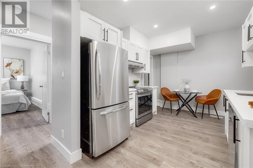 125 CATHCART STREET Image 13