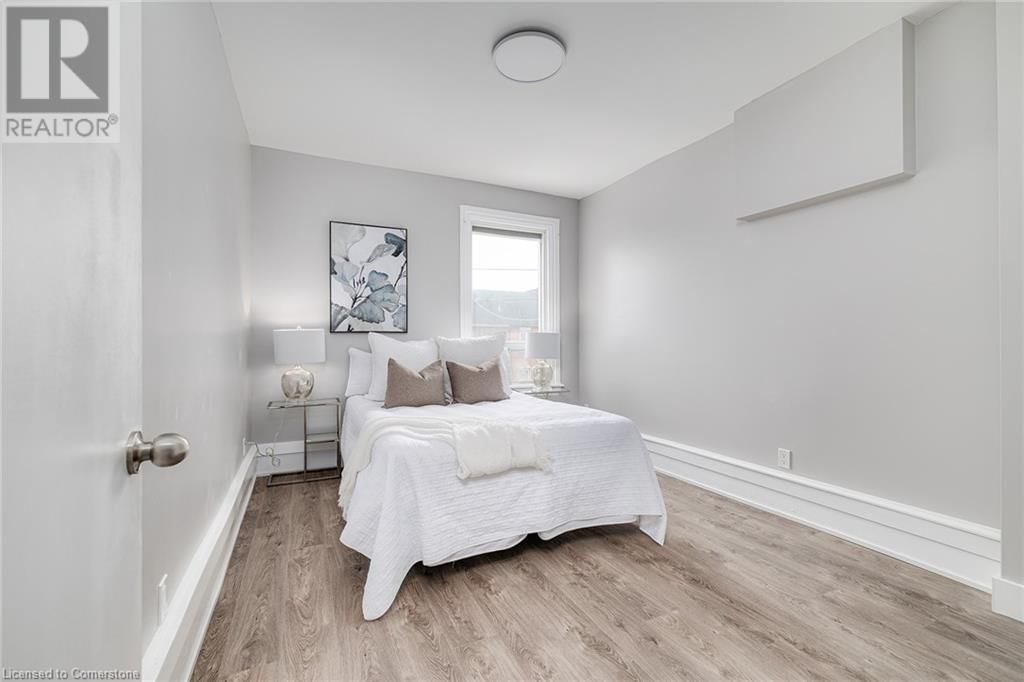 125 CATHCART STREET Image 14