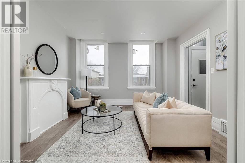 125 CATHCART STREET Image 2