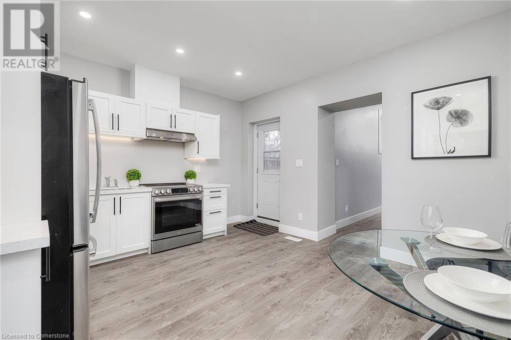 125 CATHCART STREET Image 6