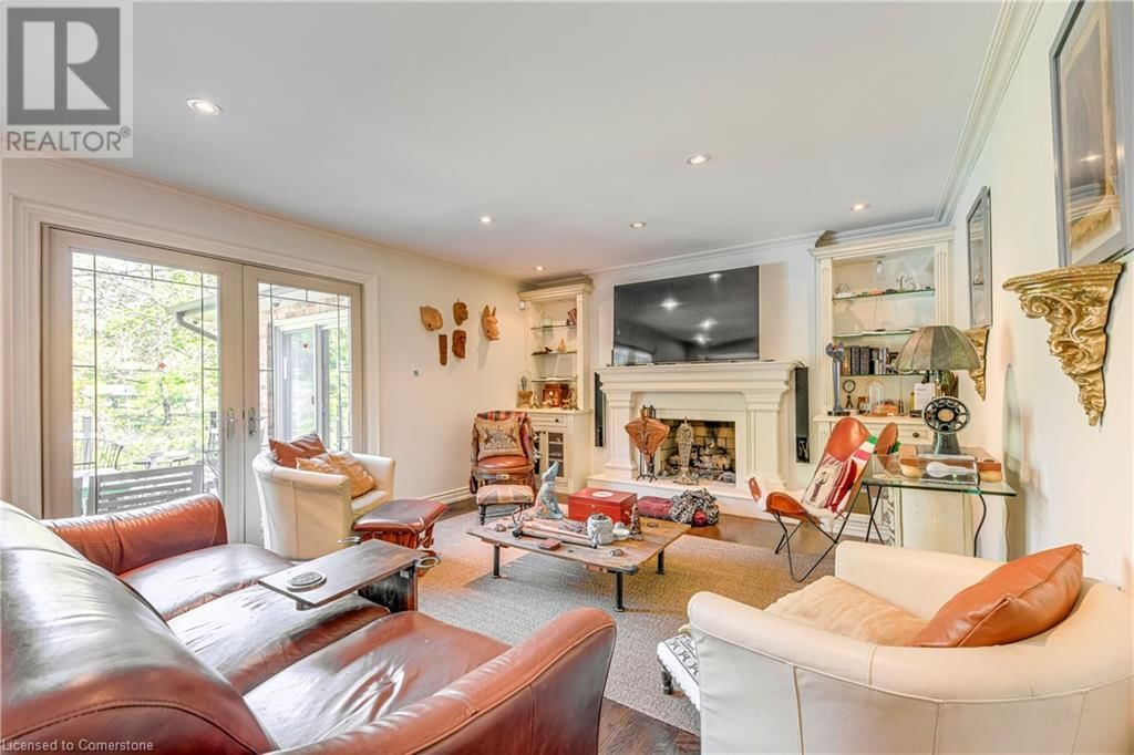 1251 LAKESHORE ROAD EAST Image 6