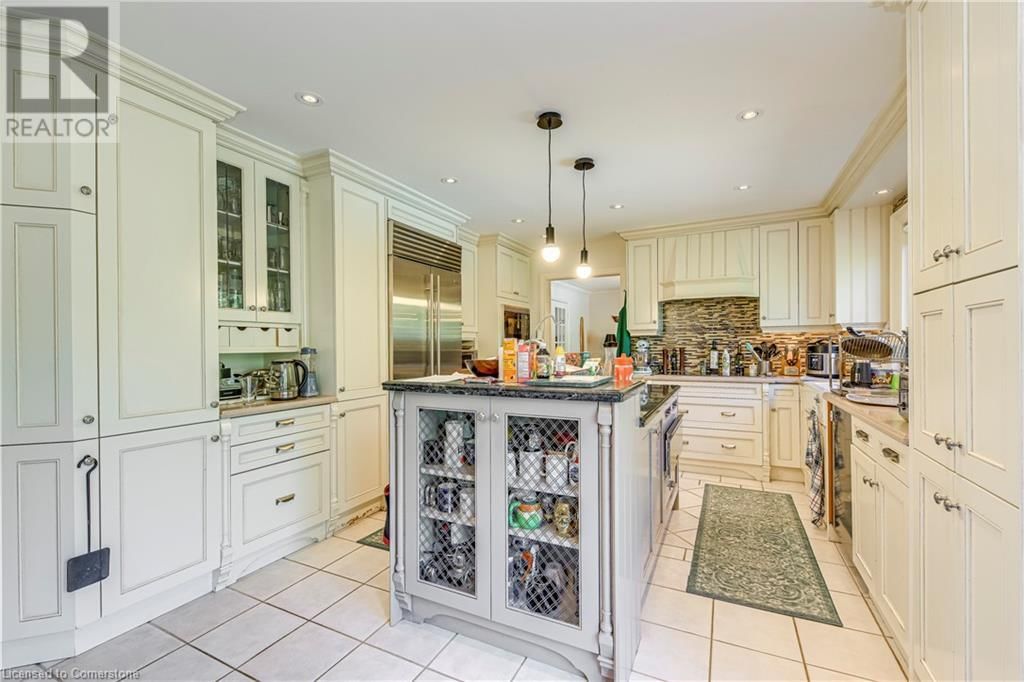 1251 LAKESHORE ROAD EAST Image 9
