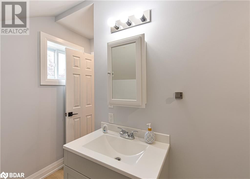 274 MISSISSAGA STREET Image 33