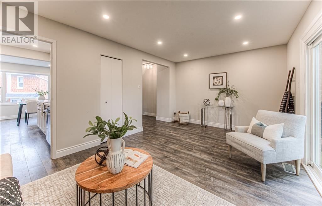 4 - 425 KEATS WAY Image 12