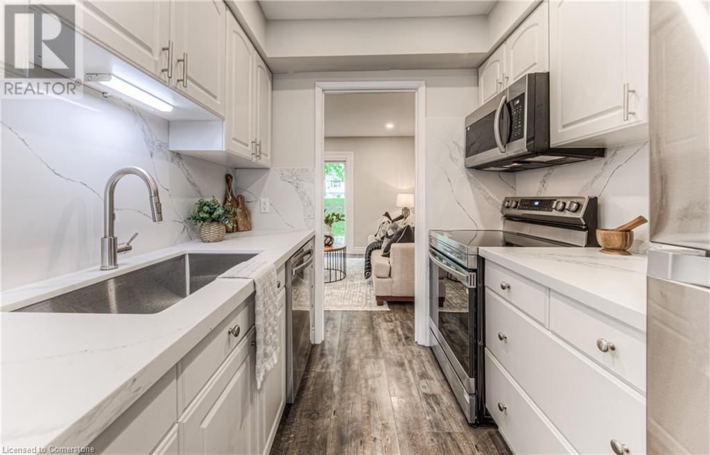 4 - 425 KEATS WAY Image 19