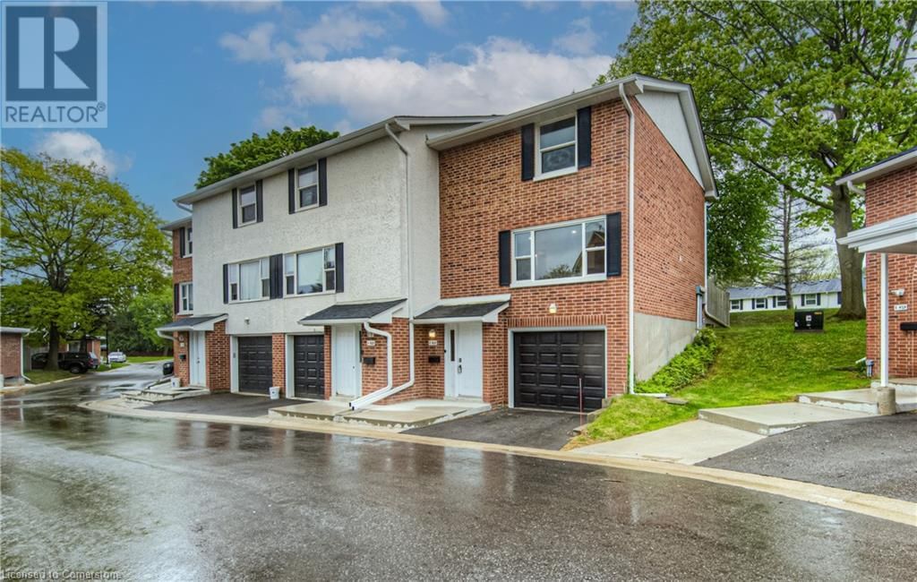 4 - 425 KEATS WAY Image 2