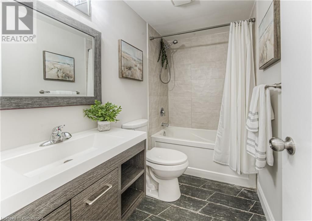 4 - 425 KEATS WAY Image 28