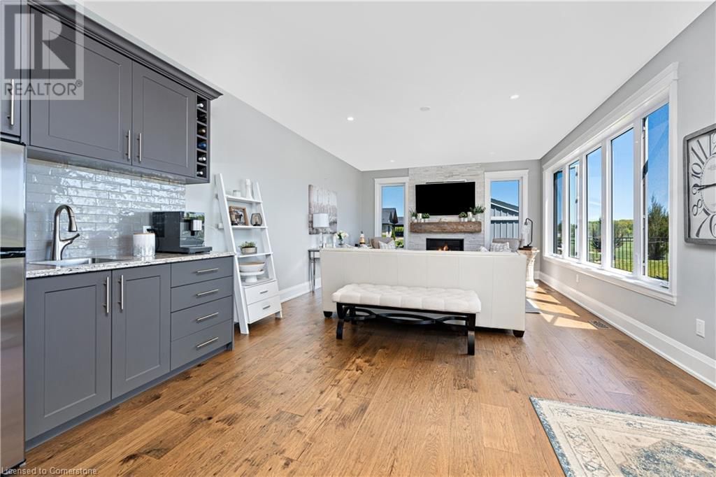 271 MOUNTAIN ROAD Image 13