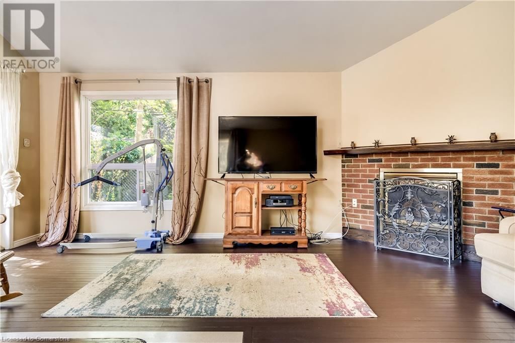 287 GRAHAM AVENUE SOUTH Image 15