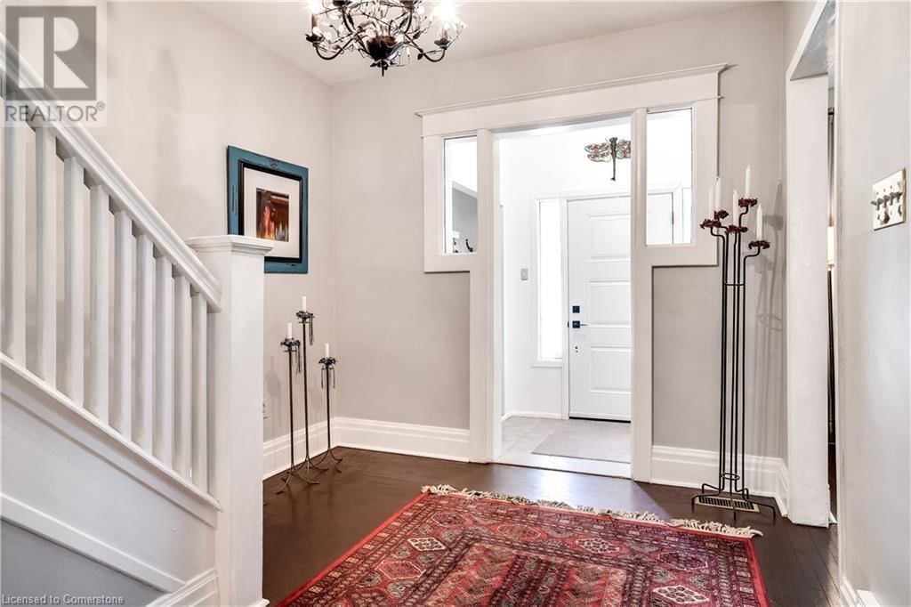 287 GRAHAM AVENUE SOUTH Image 22