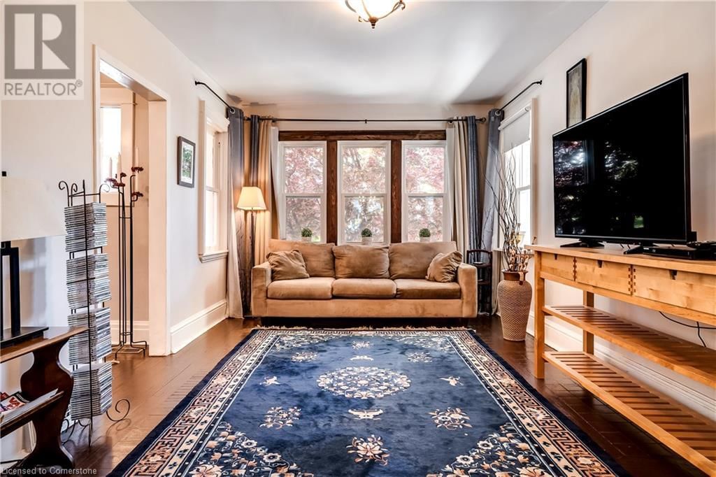 287 GRAHAM AVENUE SOUTH Image 7
