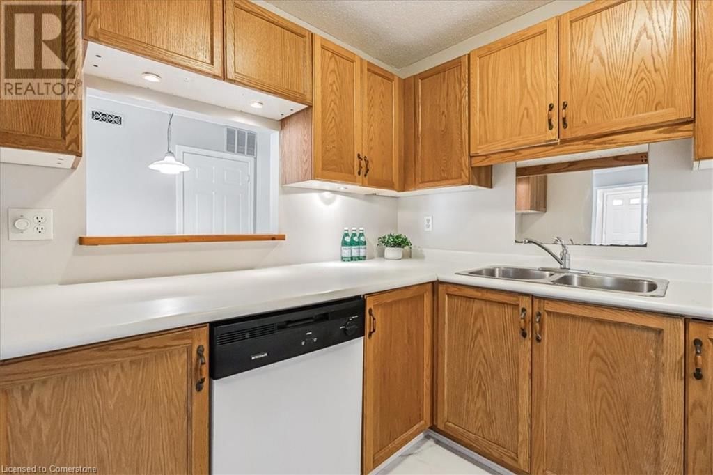 1102 - 4140 FOXWOOD DRIVE Image 6