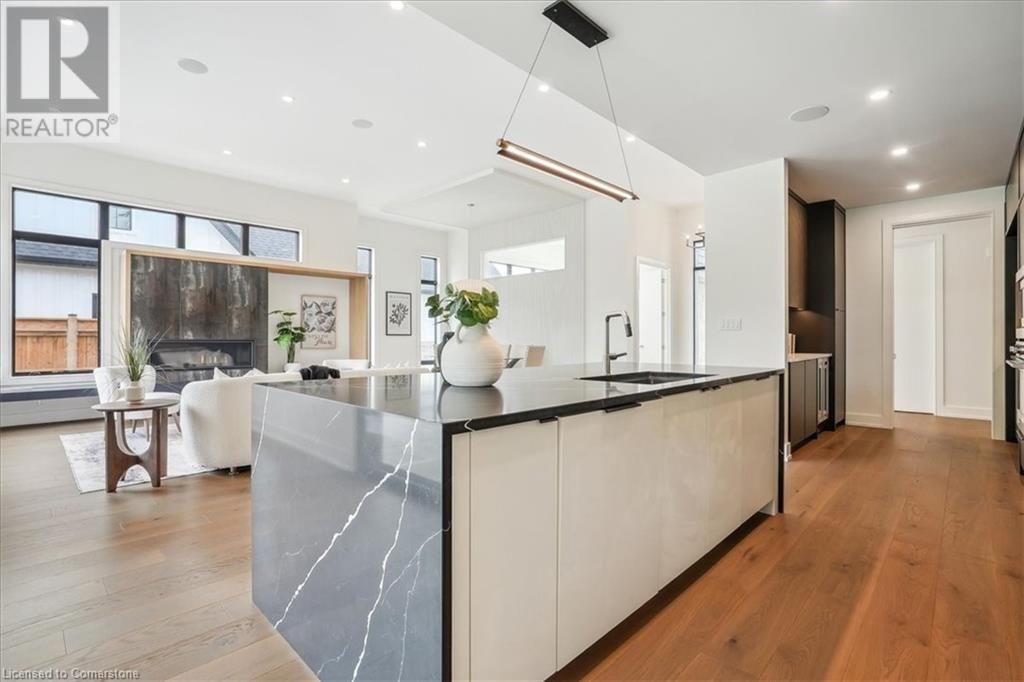 1613 LOOKOUT STREET Image 22